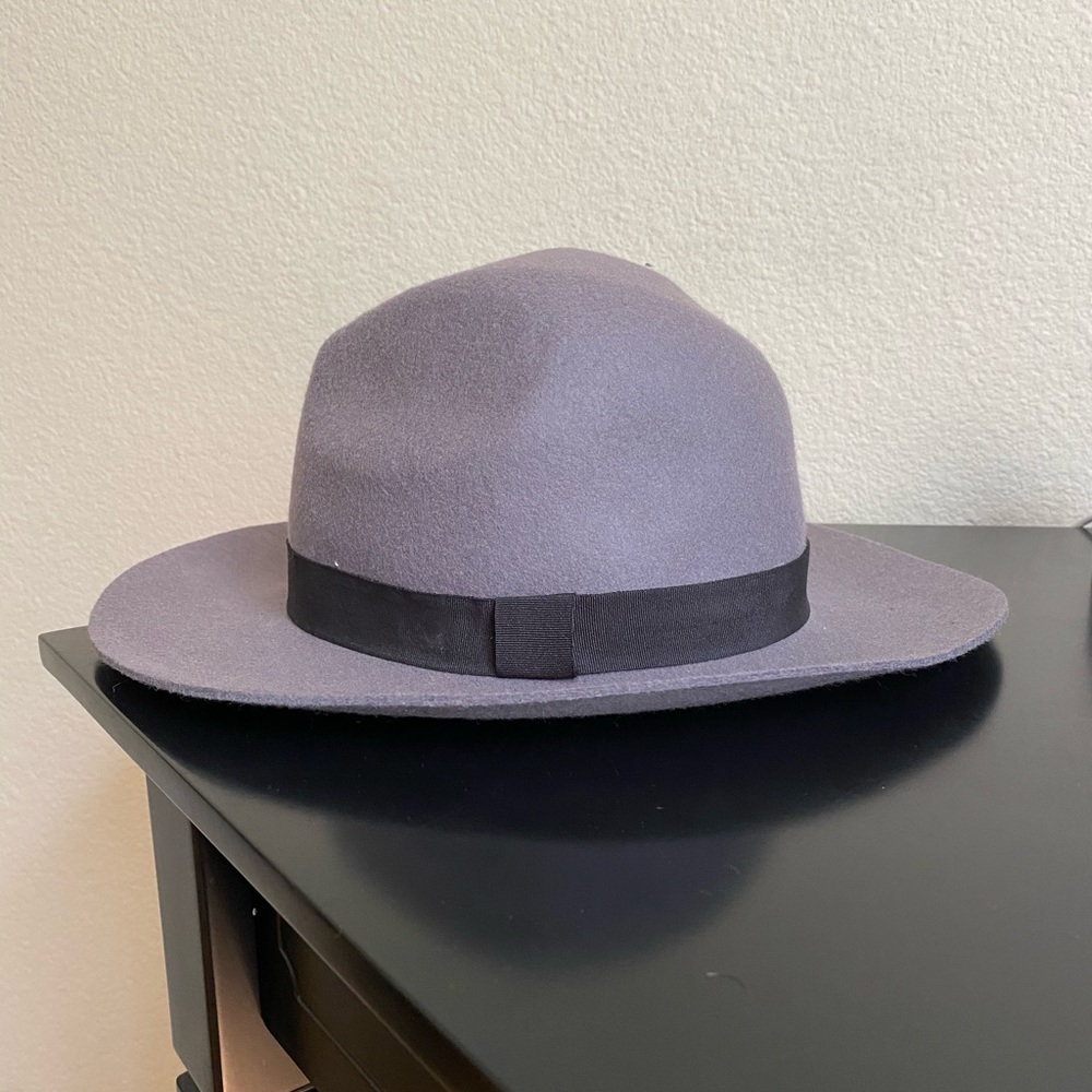 grey 100% wool hat